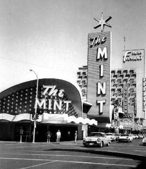 Mint during the day wFremont Hotel in bg.gif
